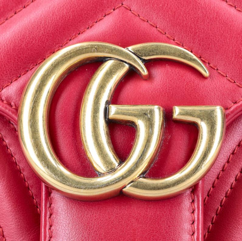 Gucci’s Iconic Designs and Signature Elements