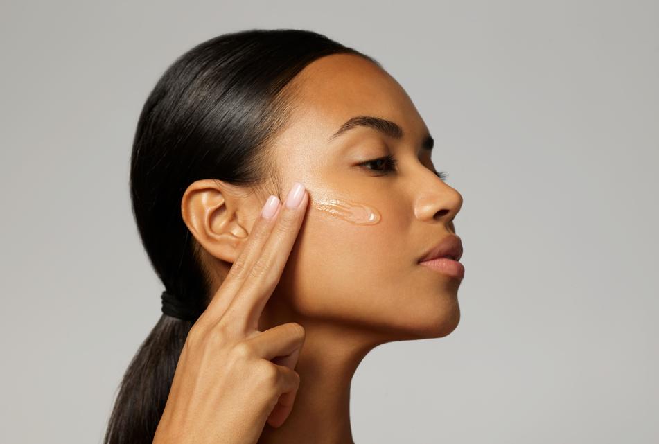 Prepare Your Skin Before Applying Summer Makeup